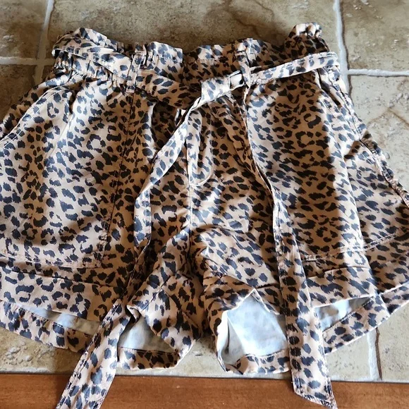 NWT aerie tan and black leopard print shorts size womans xs - Picture 9 of 9